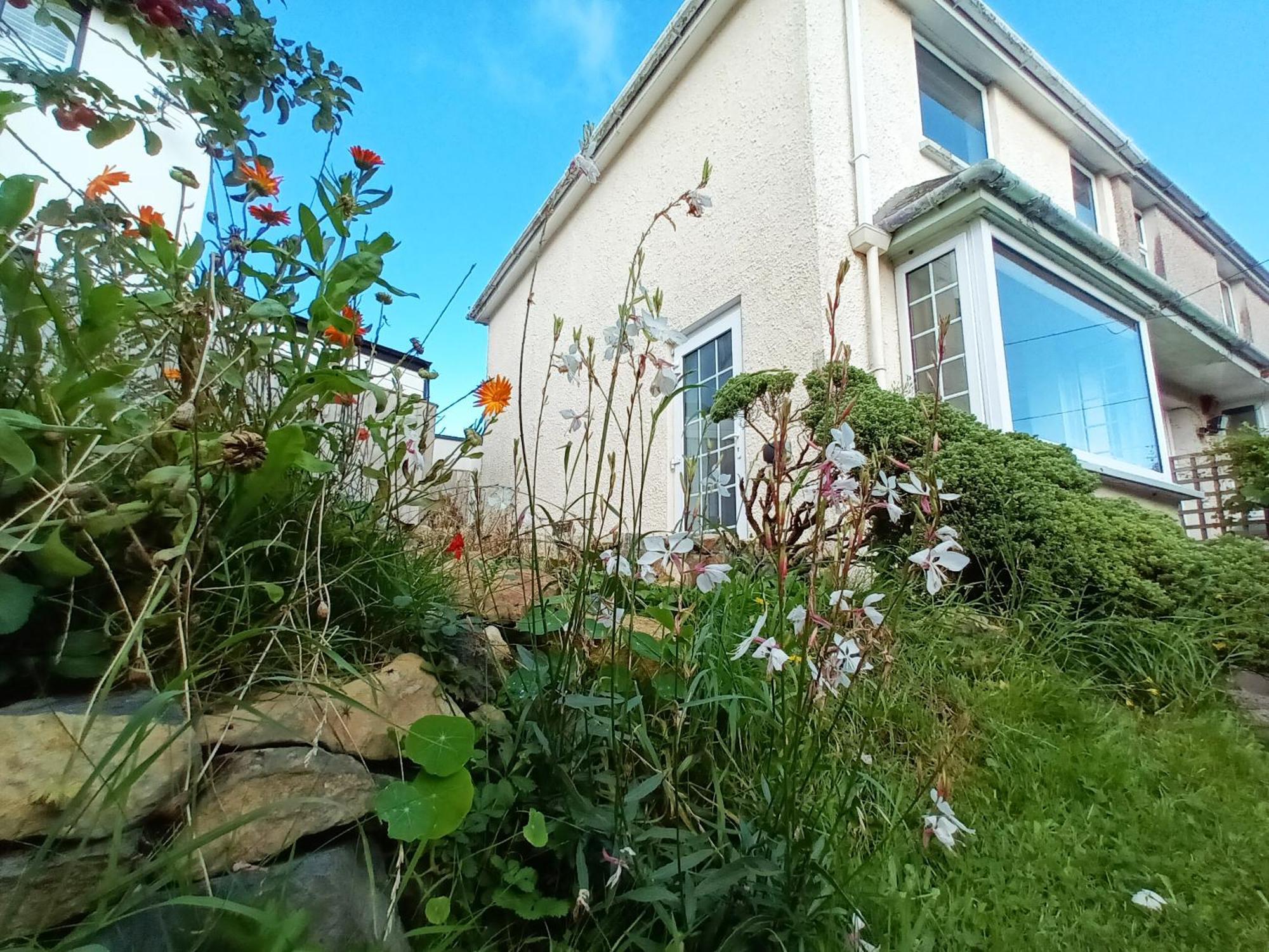 Sunrise! ~ 2 Bedrooms, Garden, Parking, Sea Views St Ives  Ngoại thất bức ảnh